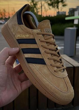 Кросівки adidas handboll spezial адідас хендбол спеціал колір камел для чоловіків з шкіри та замші