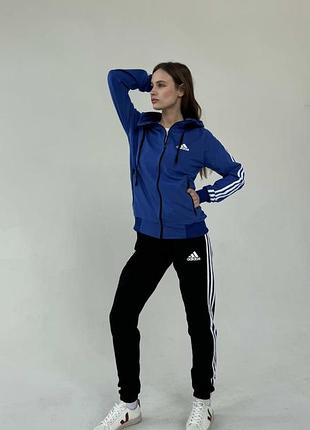 Спортивний костюм жіночий