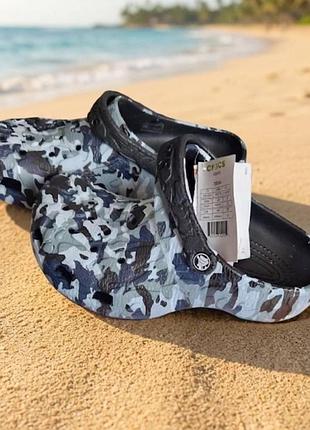 Крокси сабо crocs тай-дай crocs classic marbled clog у мармуровому забарвленні розмір 43 (м10/w12) устілка 28 см