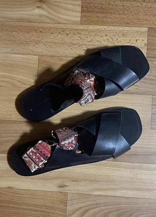 Босоніжки zara