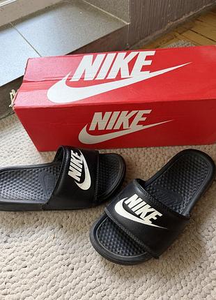 Шльопки nike 2