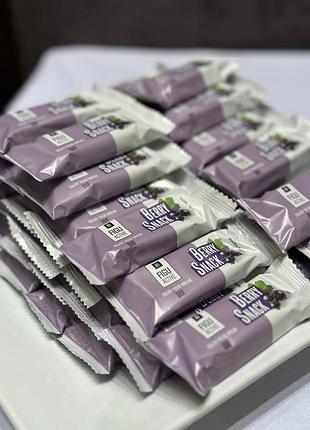 Lr figuactive berry snack bar