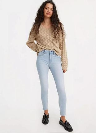 Джинсы женские скинни голубые levi's