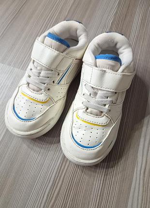 Кросівки zara