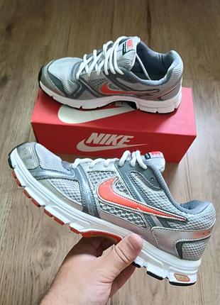 Кроссовки nike air retaliate