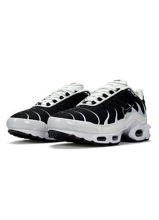 Nike air max plus tn white black