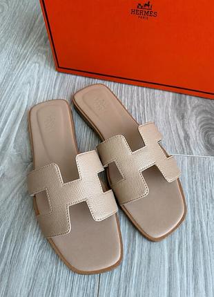 Шльопанці hermès oran