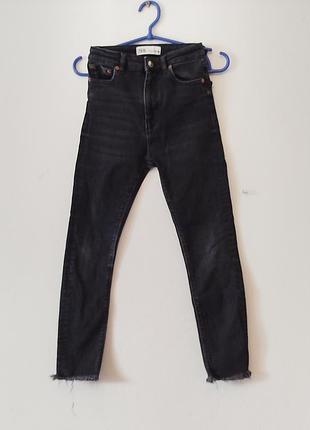 Zara.чорні жіночі джинси скіні.