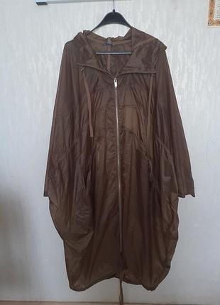 Дощовик жіночий cos