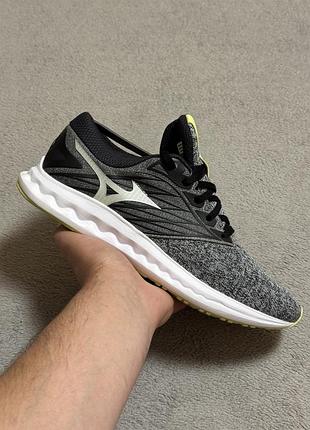 Mizuno wave polaris 42.5р 27см кросівки оригінал