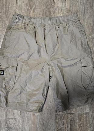 Nike beige cotton cargo shorts