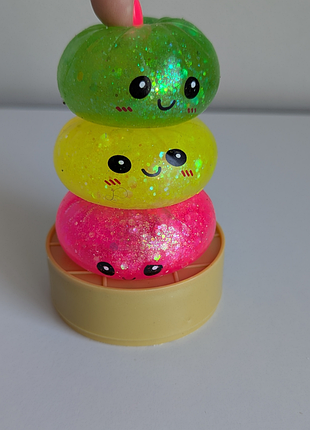 Сквиш squishy dumpling мини пельмень антистресс с блестками 5,5 см