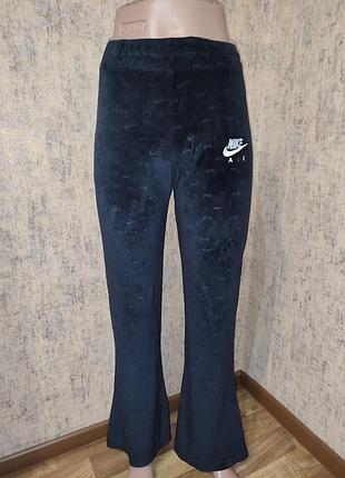 Спортивные штаны nike р.s