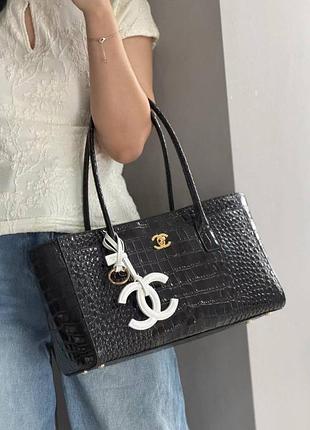 Сумка chanel чорна рельєфна трендова нова модель 2026