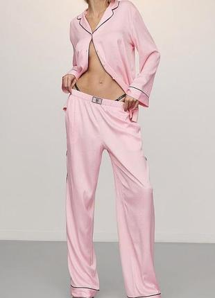 Атласна піжама сорочка+штани зі стразами victoria’s secret оригінал