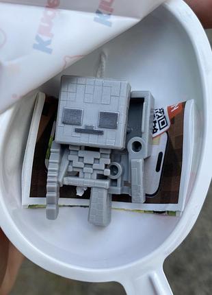 Фігурка kinder joy minecraft skeleton / кіндер джой майнкрафт скелетон