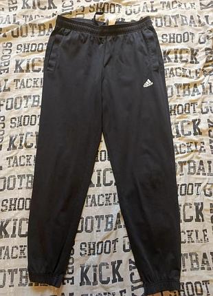 Спортивные штаны adidas. размер l 48-50