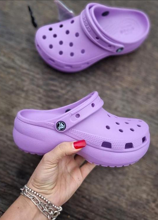 Зручні, оригінал сабо на платформі crocs classic platform