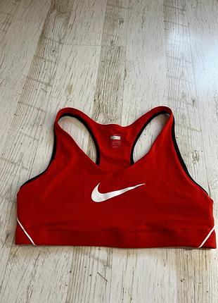 Яскравий спортивний топ nike