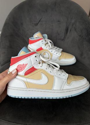 Кросівки, air jordan 1 mid (розмір 39) оригінал