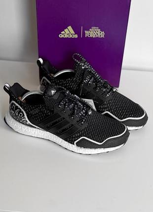 Кроссовки adidas ultraboost 5.0 dna x marvel black panther shoes black hr0518