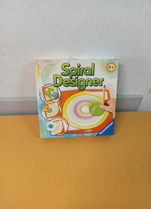 Набір для творчості ravensburger spiral designer призначений для створення спіральних візерунків і мандал.