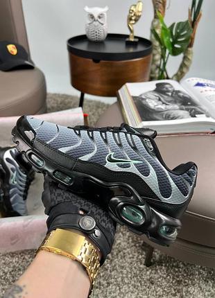 Мужские кроссовки nike air max tn plus black grey silver 42-44