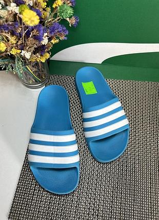 Оригінальні шльопанці adidas