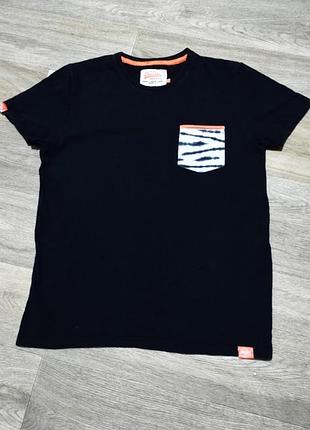 Чоловіча чорна футболка superdry, розмір l.
