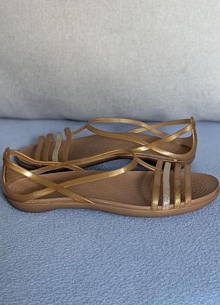 Crocs женские босоножки сандалии