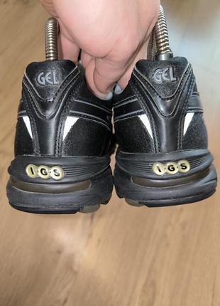 Кроссовки asics 4