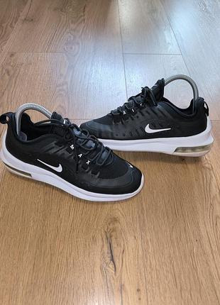 Nike air max axis