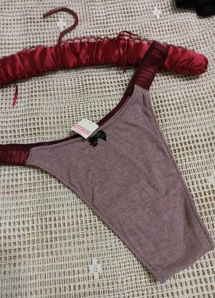 Новые эластичные женские трусики размер м  victorias secret
