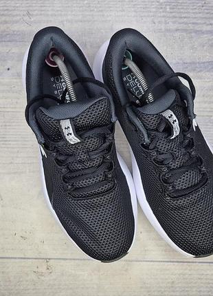 Кроссовки under armour 3