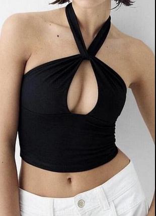 Топ халтер bershka xs