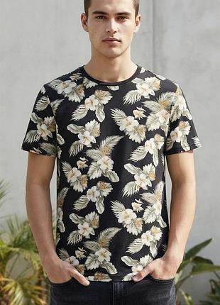 Стильна бавовняна чоловіча футболка jack & jones з тропічним принтом