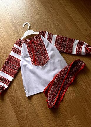Вишиванка для дівчинки