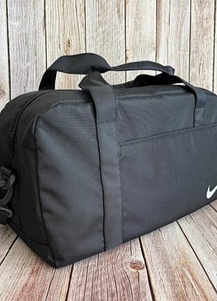 Спортивна дорожня чорна сумка nike, сумка чоловіча в спортзал, сумка для тренувань подорожей