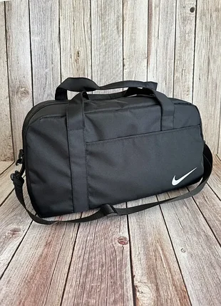 Спортивна дорожня чорна сумка nike, сумка чоловіча жіноча в спортзал, сумка для подорожей тренувань