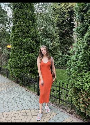 Вʼязана сукня
