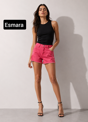Шорты женские розовые мини рваные от бренда esmara m