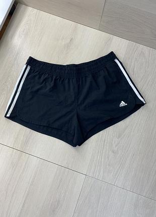 Спортивні шорти adidas