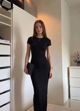 Продам чорну сукню ловдини максі. сукня тягнеться! довжина 125см