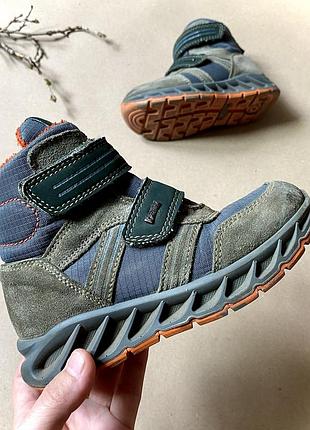 Черевики демісезонні дитячі для хлопчика primigi gore-tex 28 розмір устілка 17 см сірі на липучках