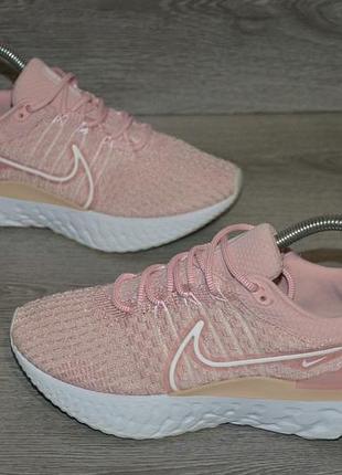 Розмір 38 довжина устілки 24 см. стан на фото. фірма nike react infinity 3  . ціна 1200 грн