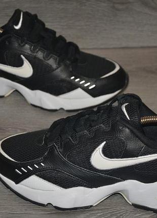 Розмір 44 довжина устілки 28 см. стан на фото. фірма nike air heights . ціна 1300 грн