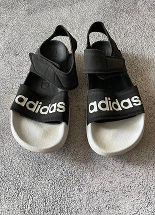 Сандалі adidas adilette sandals оригінал 24 см