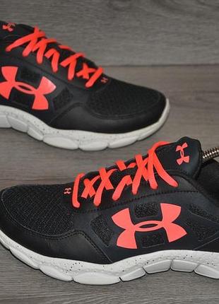 Розмір 41 довжина устілки 26 см. стан на фото. фірма under armour micro g . ціна 1100 грн