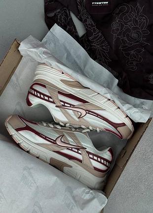 Жіночі кросівки nike