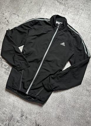 Чорна чоловіча спортивна вітровка adidas